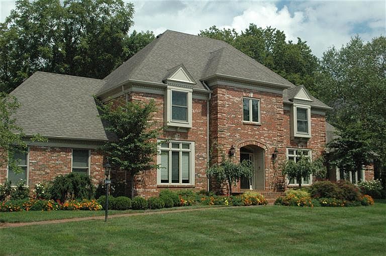 1st image of 2368 The Woods Ln