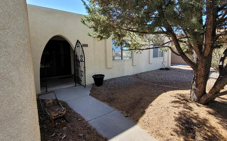 4108 Cibola Village Dr NE — Photo 1