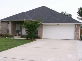 4951 Pineview Ridge Rd, Pace, FL 32571