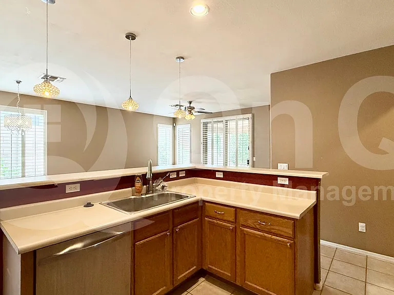 16609 S 16th Dr — Photo 37