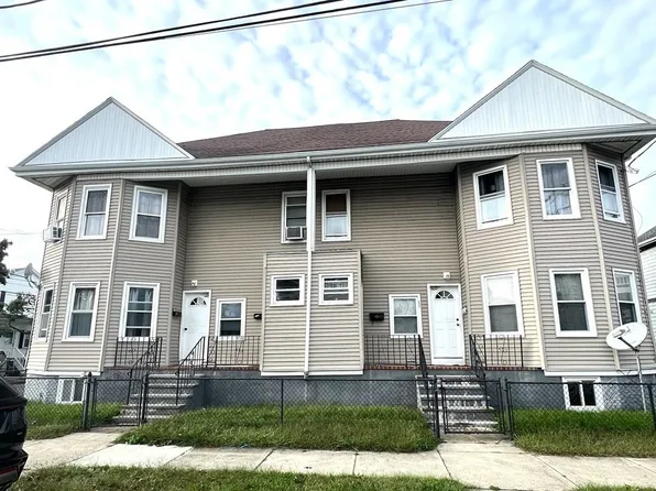 127-129 Clara St, New Bedford, MA 02744