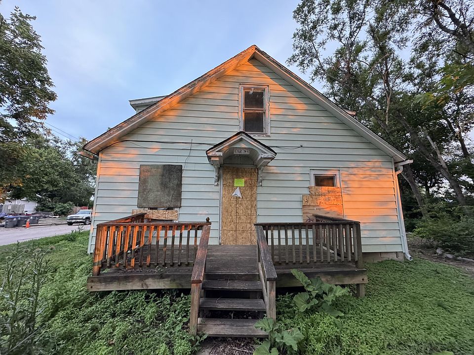 1st image of 1703 15th Ave