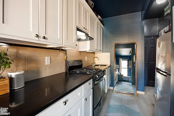 Rented by Brown Harris Stevens | media 11