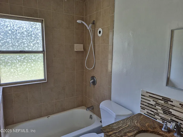 4717 Cambridge Rd — Photo 8