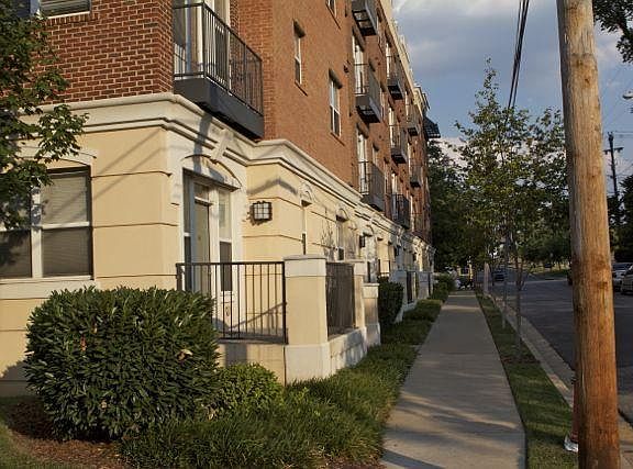 5th image of 3000 Vanderbilt Pl APT 329