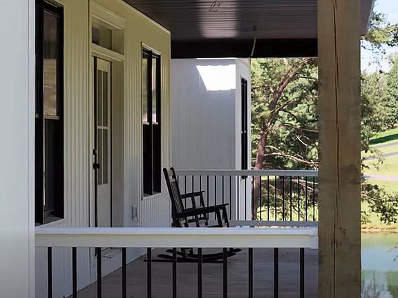 2nd image of 8186 Meetze Rd