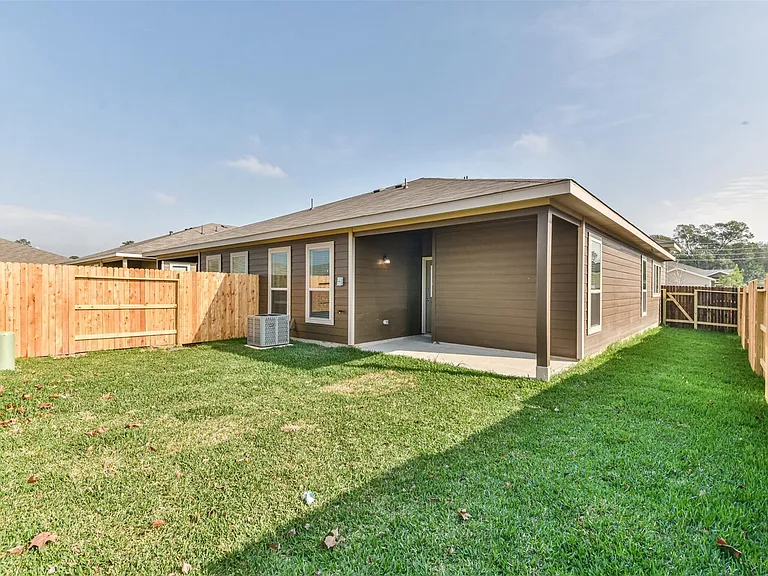 9800 Grosbeak Ln — Photo 33