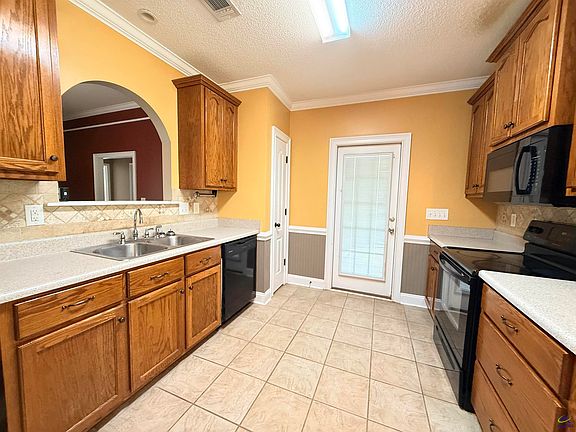 5th image of 126 Ledford Way