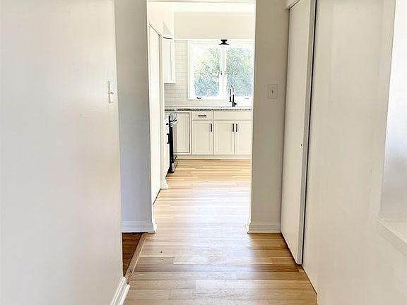2nd image of 546 Park Ln
