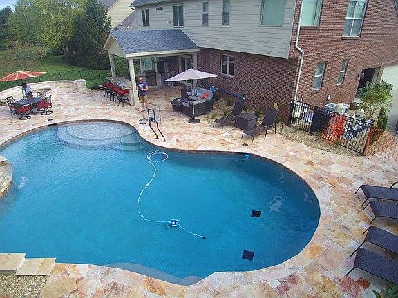 2nd image of 7051 Larkspur Ln
