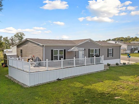 Exterior Image-1-Fleetwood 91 Duck River Estates