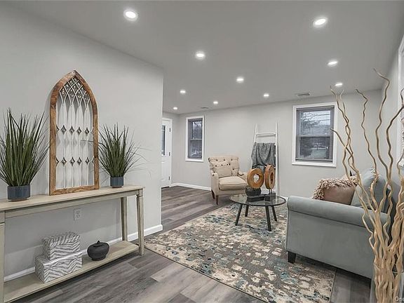 4th image of 1248 Union Ave