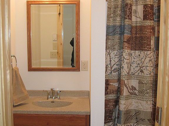 bathroom cabin A