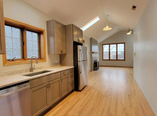 2117 W Wellington Ave APT 3, Chicago, IL 60618