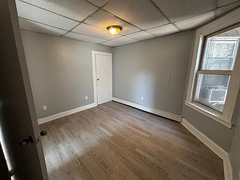 70 Eaton Pl #4A — Photo 7