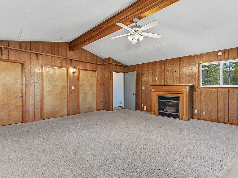 1392 Maple Grove Rd — Photo 26