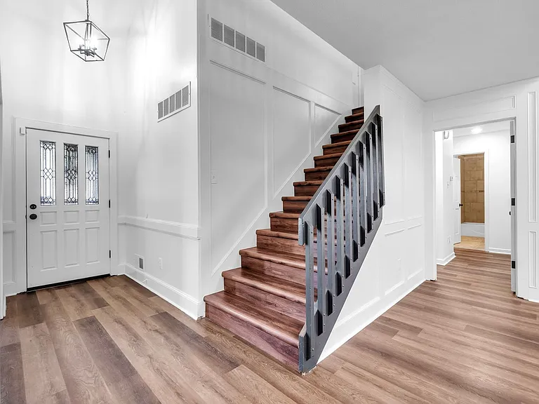 7347 Richmond Rd — Photo 20