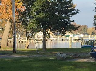 909 Cold Spring Rd, Middle River, MD 21220