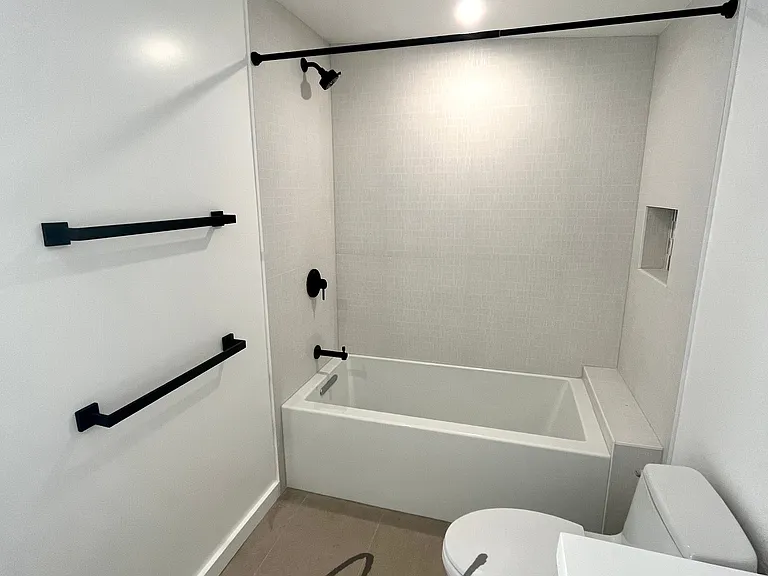 1244 Kains Ave — Photo 21