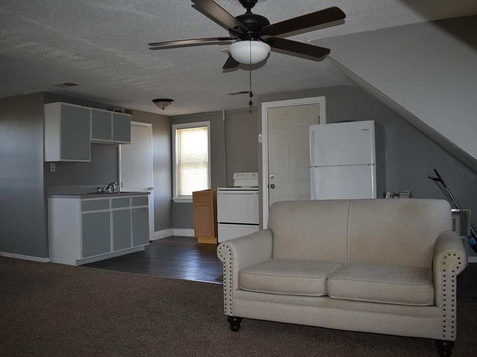 37 Godfrey St FLOOR 3, Taunton, MA 02780 Zillow