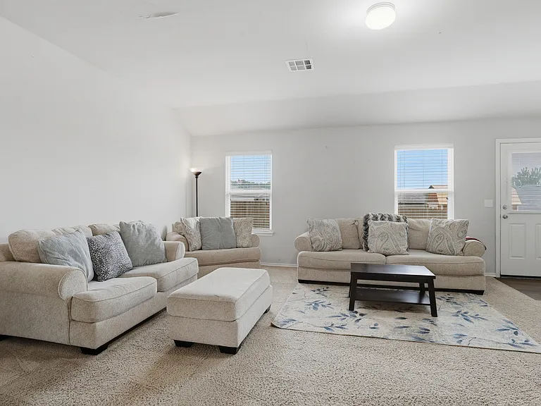 1200 Granite Ln — Photo 9