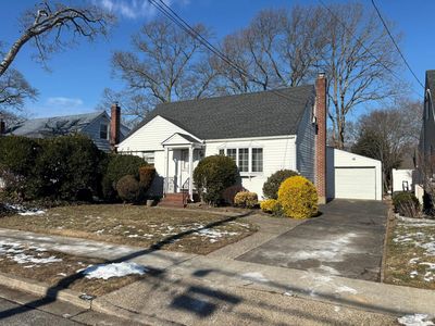 208 Elsie Avenue, Merrick, NY, 11566