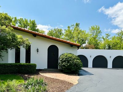608 Fawn Ct, Dundee, IL, 60118