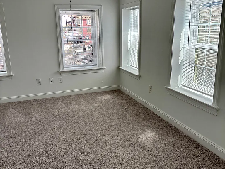 The Lofts at 2nd and LOMA — Photo 19