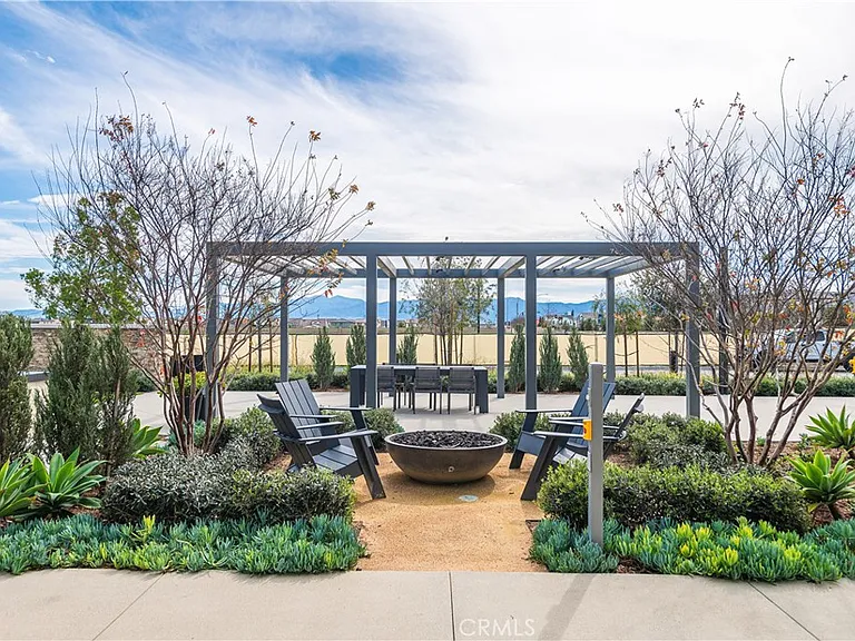 2472 E Stanley Paseo — Photo 39