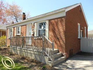3rd image of 3078 Ferris Ave