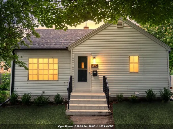 810 E 1st St, Kimberly, WI 54136