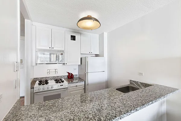 Rented by Compass | media 8