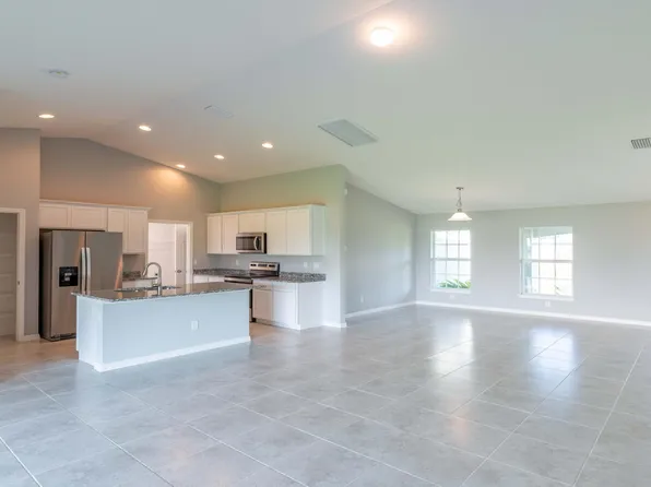 209 SW 39th St, Cape Coral, FL 33914