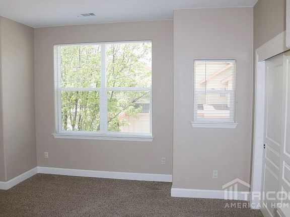 4th image of 2280 South Dr Unit 8