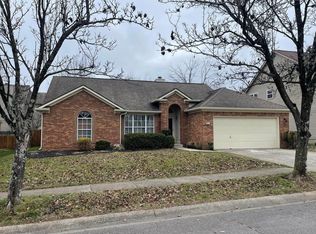 821 Palomino Ln, Lexington, KY 40503