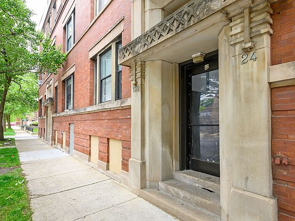 2nd image of 4352-58 S Indiana Ave #122-3