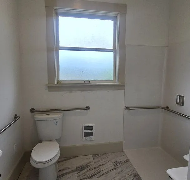 500 B St — Photo 21