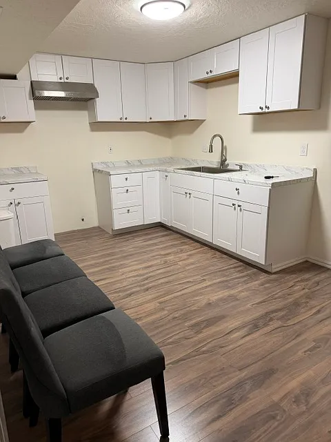 2 bed, 1413 sqft, $1,800 — Photo 2