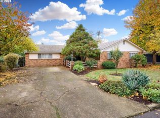 204 Frances St, Molalla, OR 97038