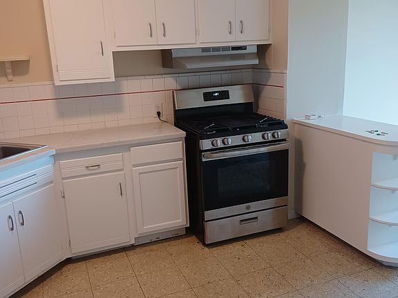 2nd image of 79 Iris Ave