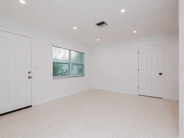 1348 Boylan Ave #A — Photo 14