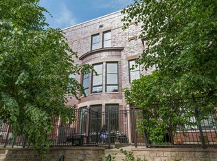 2700 N Hermitage Ave, Chicago, IL 60614