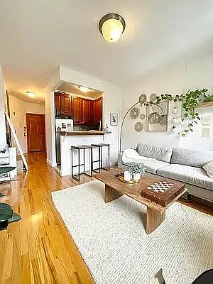 Rented by Oxford Property Group | media 4