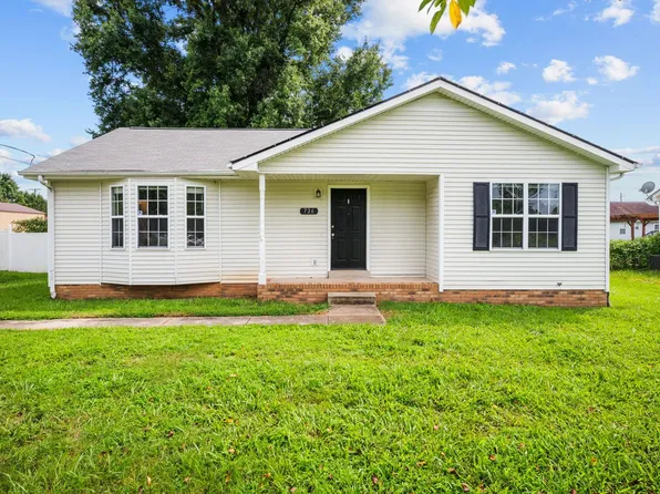 726 Carbondale Dr, Oak Grove, KY 42262