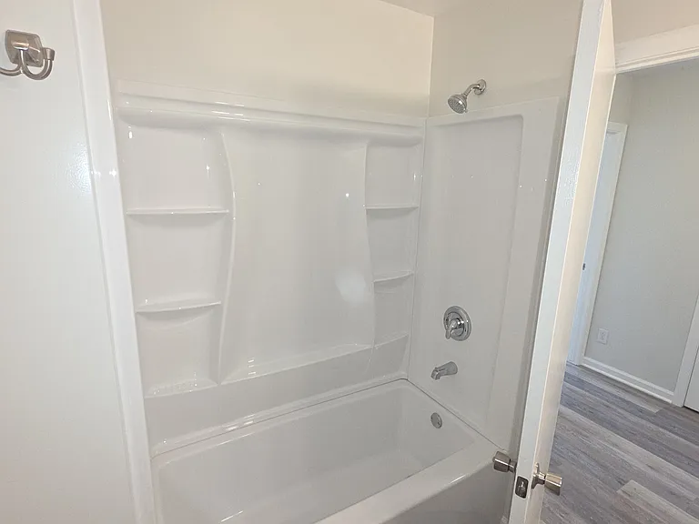 1324 Riverdale Dr — Photo 15