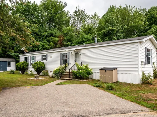 57 Pine Hill MHP Road, Berwick, ME 03901