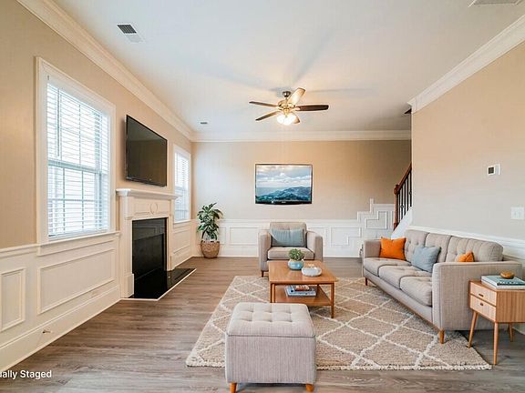 5th image of 3935 Margaux Dr