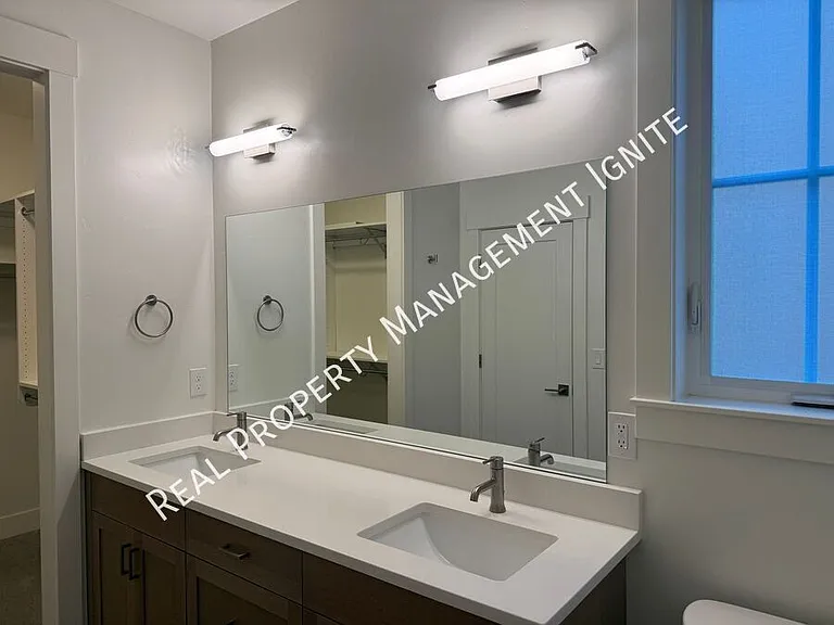 2242 NW Reserve Camp Ct — Photo 9