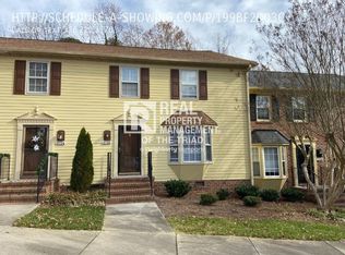 3732 Greenes Xing, Greensboro, NC 27410