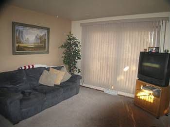3rd image of 8002 Chase Pl
